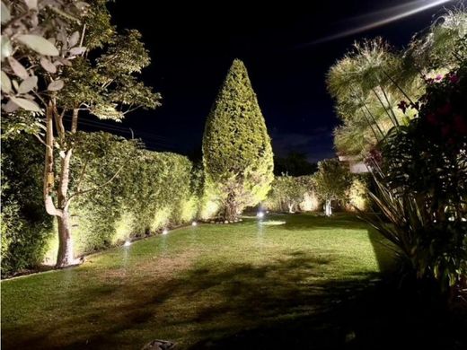 Puembo, Provincia de Pichinchaの高級住宅