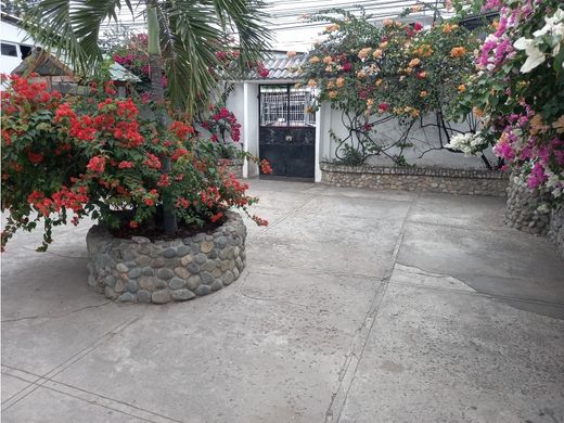 호화 저택 / Manta, Cantón Manta