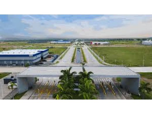 Terrain à Eloy Alfaro, Durán