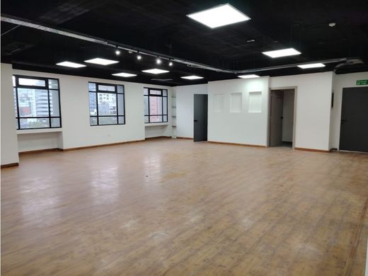 ‏משרד ב  קיטו, Cantón Quito