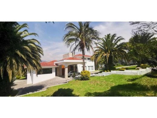 Luxury home in Puembo, Provincia de Pichincha