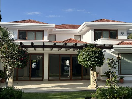 Luxury home in Cumbayá, Cantón Quito