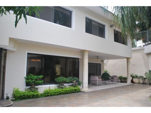 Luxury home in Guayaquil, Cantón Guayaquil