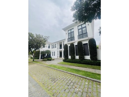 Maison de luxe à Samborondón, Cantón Samborondón
