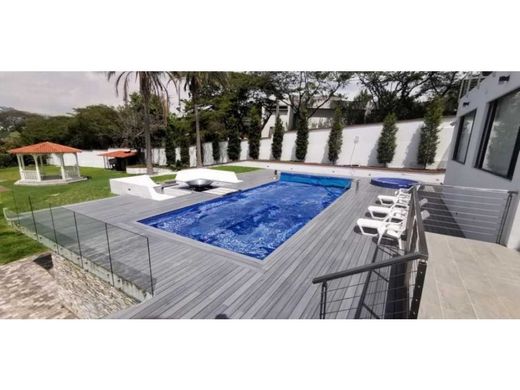 Luxe woning in Puembo, Provincia de Pichincha