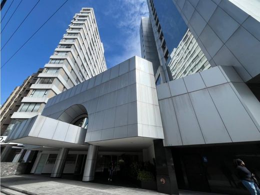 Kamienica w Quito, Cantón Quito