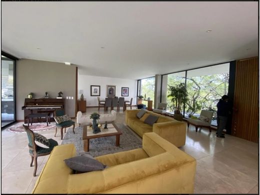 Элитный дом, Кито, Cantón Quito