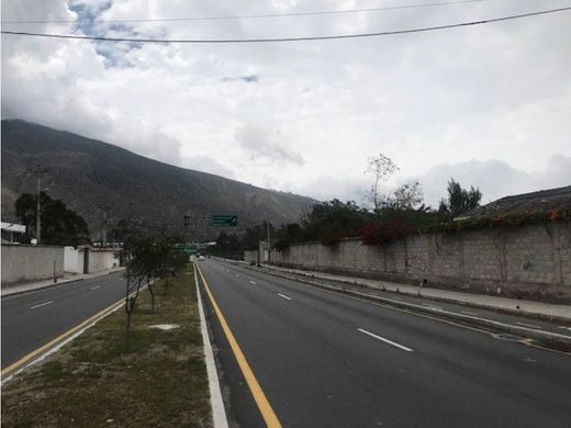 Grond in Quito, Cantón Quito