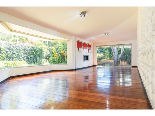 Luxus-Haus in Quito, Cantón Quito