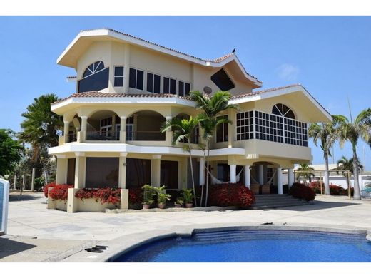 Luxe woning in Salinas, Cantón Salinas