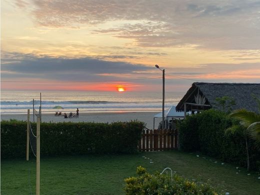 Terreno a Santa Elena, Cantón Santa Elena