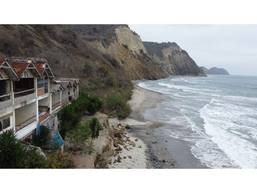 Terreno a Puerto Cayo, Cantón Jipijapa