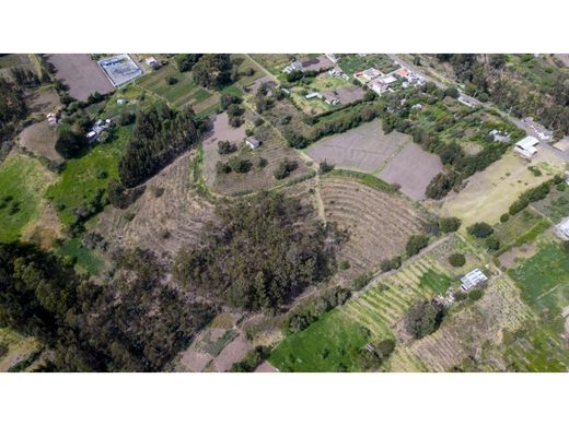 Terreno a Ambato, Cantón Ambato