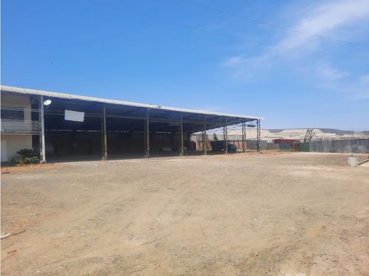 ‏קרקע ב  Manta, Cantón Manta