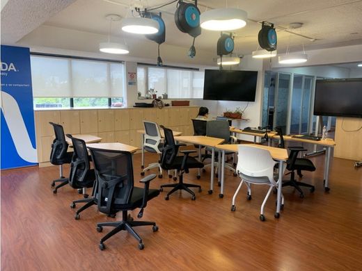 ‏משרד ב  קיטו, Cantón Quito