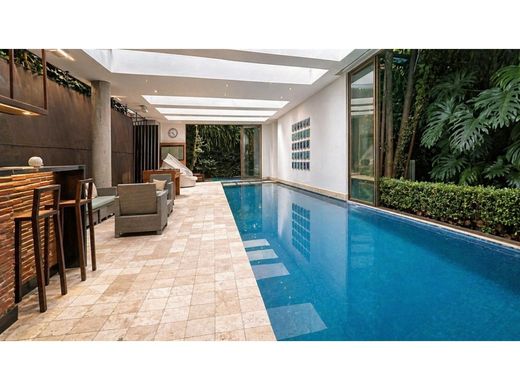 Luxury home in Cumbayá, Cantón Quito