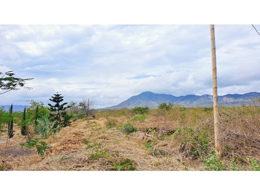 地皮  Montecristi, Cantón Montecristi