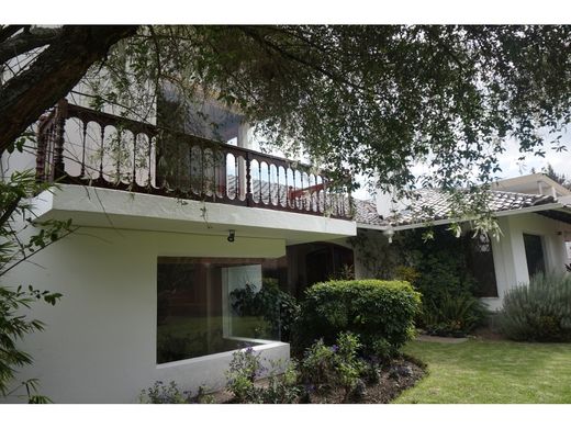 Luxe woning in Cumbayá, Cantón Quito