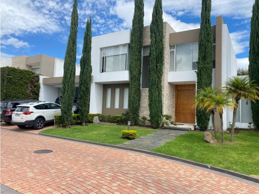 豪宅  基多, Cantón Quito