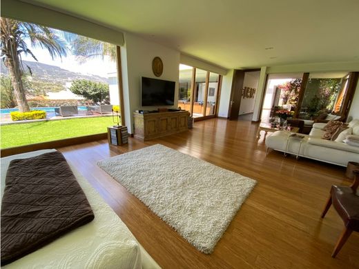 Luxury home in Cumbayá, Cantón Quito