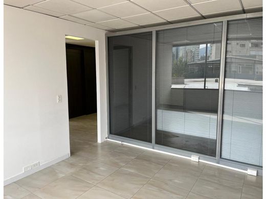 ‏משרד ב  קיטו, Cantón Quito