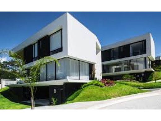 Nayón, Cantón Quitoの高級住宅