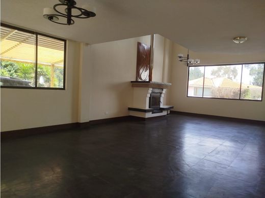 Casa de luxo - Quito, Cantón Quito