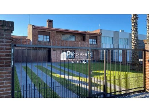 Luxe woning in Montevideo, Municipio B