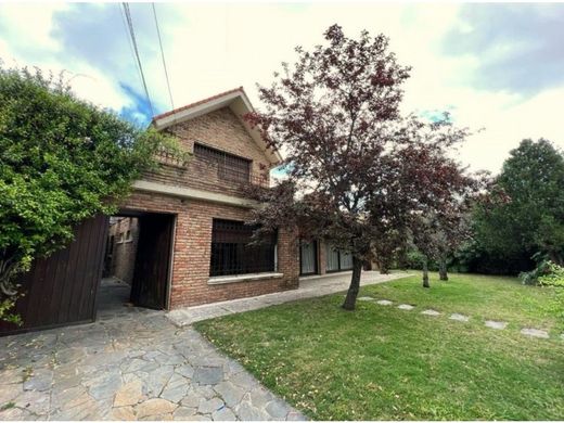 Luxe woning in Carrasco, Municipio B