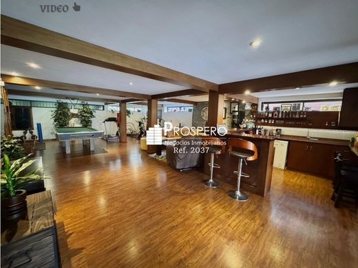Luxury home in Montevideo, Municipio B