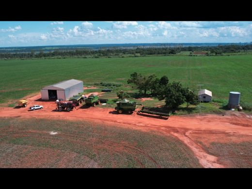 ‏בתים כפריים או חוות ב  Puerto Santa Rosa, San Pedro Del Ykuamandiyu