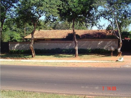 Terreno a Luque, Departamento Central