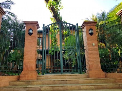 Luxus-Haus in Asunción, Asuncion