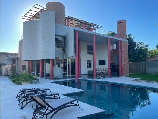 Luxury home in San Bernardino, Departamento de la Cordillera