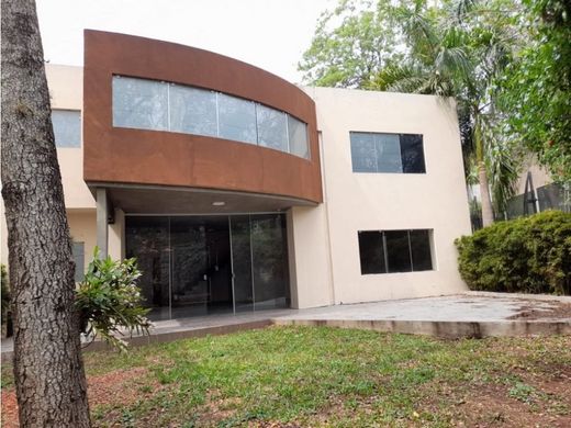 Luxury home in Asunción, Asuncion