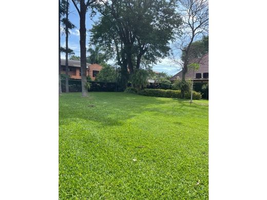 Land in Asunción, Asuncion