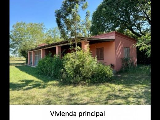 Farmhouse in Paraguarí, Paraguari