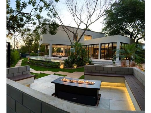 Luxus-Haus in San Bernardino, Departamento de la Cordillera