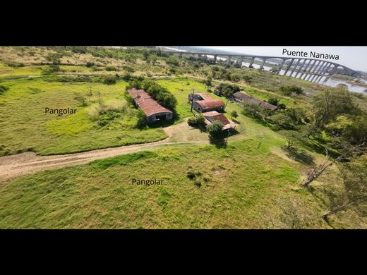 ‏בתים כפריים או חוות ב  Villa Hayes, Departamento de Presidente Hayes