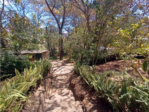 Cortijo o casa de campo en San Lucas Sacatepéquez, Departamento de Sacatepéquez