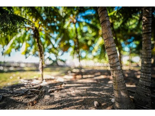 Land for sale in Iztapa