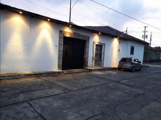 Luxe woning in Retalhuleu, Municipio de Retalhuleu