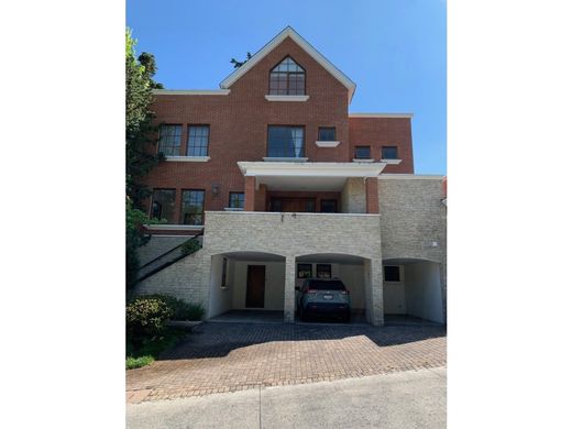 豪宅  瓜地馬拉市, Municipio de Guatemala