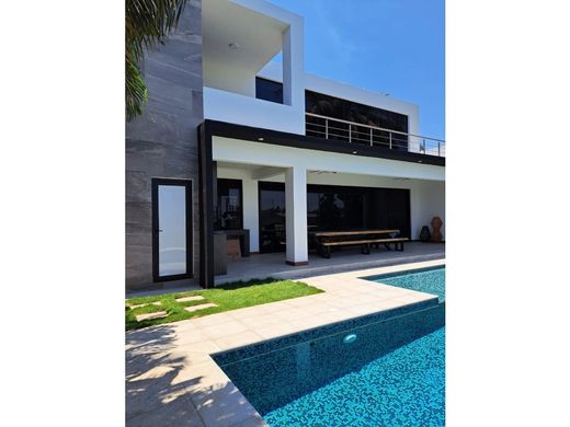 Casa de luxo - Puerto San José, Municipio de San José