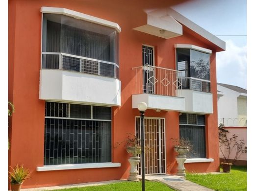 Casa di lusso a San Lucas Sacatepéquez, Departamento de Sacatepéquez