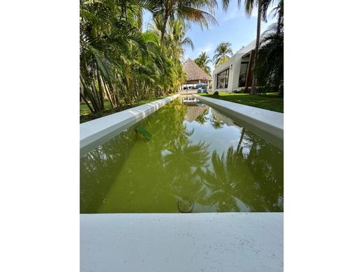 ‏בתי יוקרה ב  Puerto San José, Municipio de San José