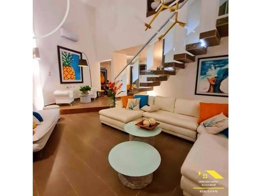 Luxury home in Puerto San José, Municipio de San José