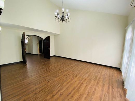 Appartementencomplex in Guatemala-stad, Municipio de Guatemala