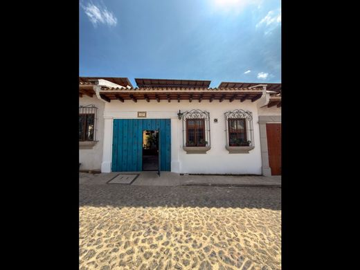 Luxury home in Ciudad Vieja, Departamento de Sacatepéquez