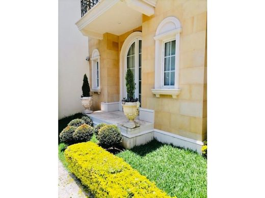 호화 저택 / Guatemala City, Municipio de Guatemala